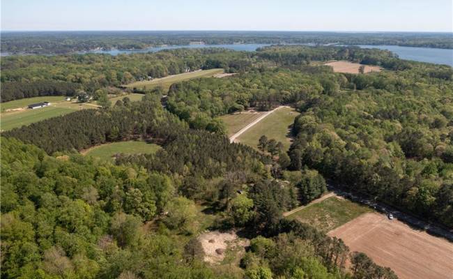 2048 Twiggs Ferry Road, Middlesex County, VA 23071