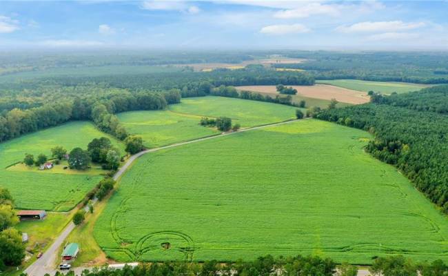 5+AC Ivor Road, Southampton County, VA 23866