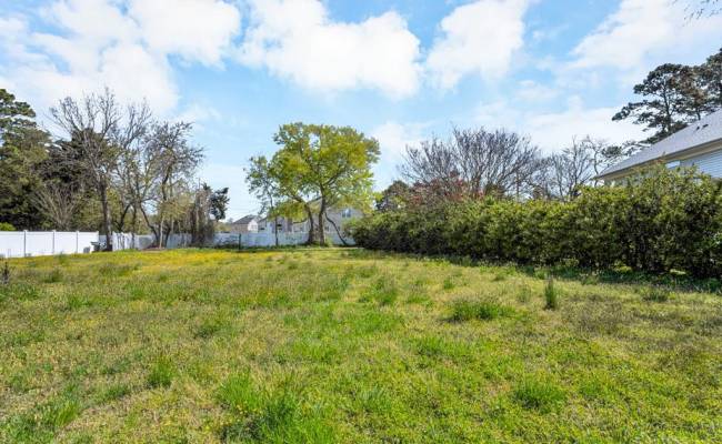 15 King Kove Lane, Hampton, VA 23669