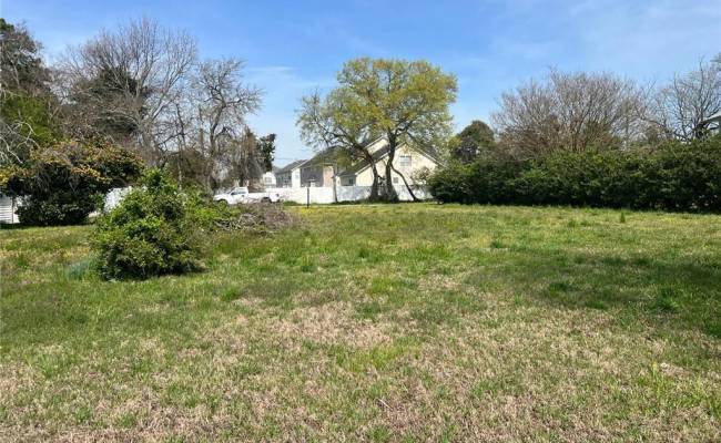 15 King Kove Lane, Hampton, VA 23669