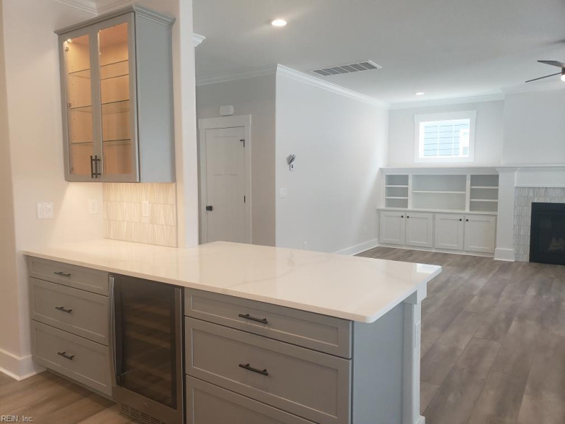 Photo 12 of 44 residential for sale in Virginia Beach virginia