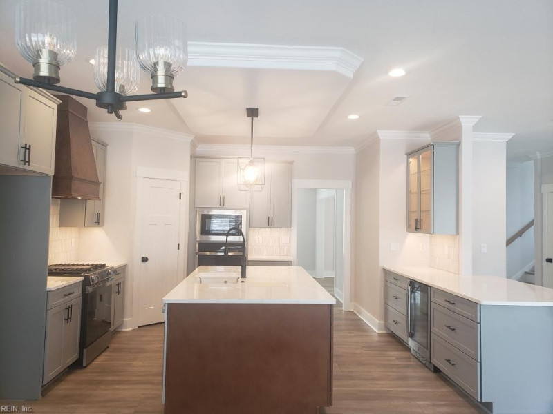 Photo 13 of 44 residential for sale in Virginia Beach virginia