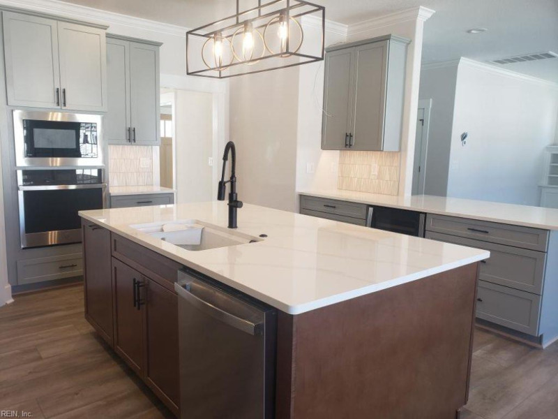 Photo 19 of 44 residential for sale in Virginia Beach virginia
