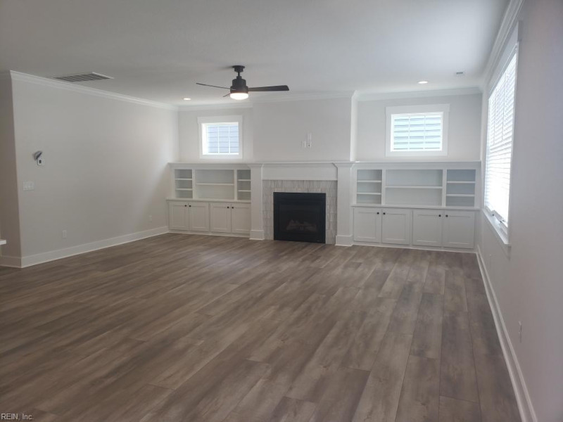Photo 23 of 44 residential for sale in Virginia Beach virginia
