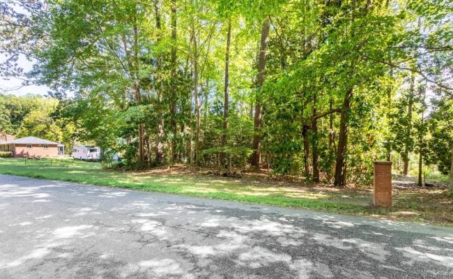 42 Scufflefield Road, Newport News, VA 23602