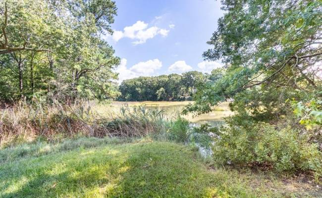 42 Scufflefield Road, Newport News, VA 23602