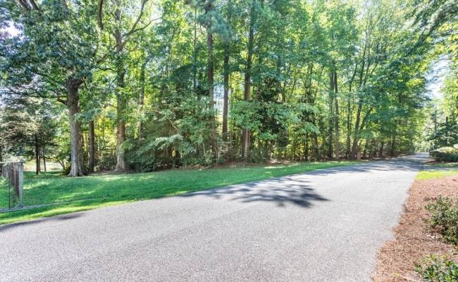 42 Scufflefield Road, Newport News, VA 23602