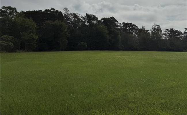 401 Pointe Vista Drive, Pasquotank County, NC 27909