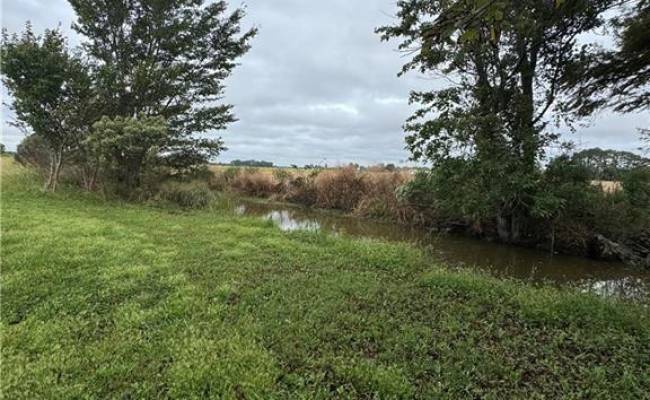 401 Pointe Vista Drive, Pasquotank County, NC 27909