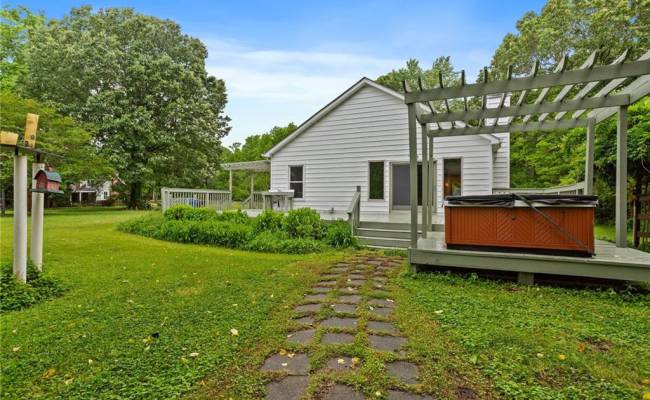253 George Washington Highway, Chesapeake, VA 23323