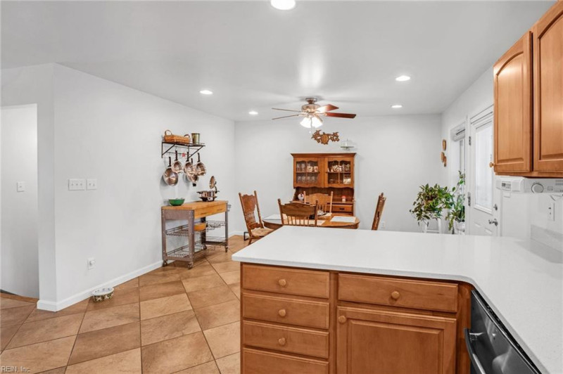 Photo 13 of 36 residential for sale in Accomack County virginia