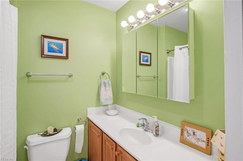 Photo 18 of 36 residential for sale in Accomack County virginia