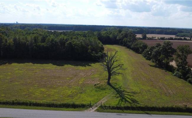 31242 Holly Run Drive, Isle of Wight County, VA 23315