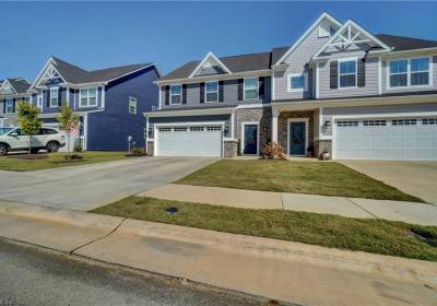 125 Ironsmith Way, York County, VA 23185