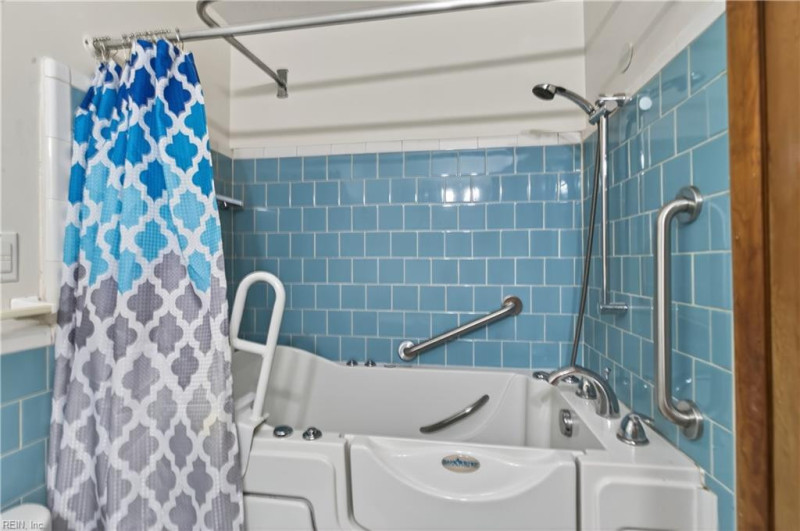 Photo 23 of 32 residential for sale in Hampton virginia