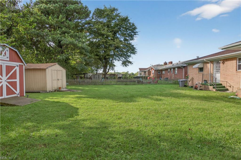 Photo 29 of 32 residential for sale in Hampton virginia