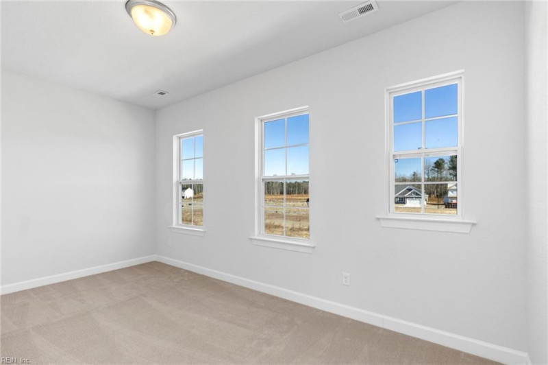 Photo 19 of 46 residential for sale in Chesapeake virginia