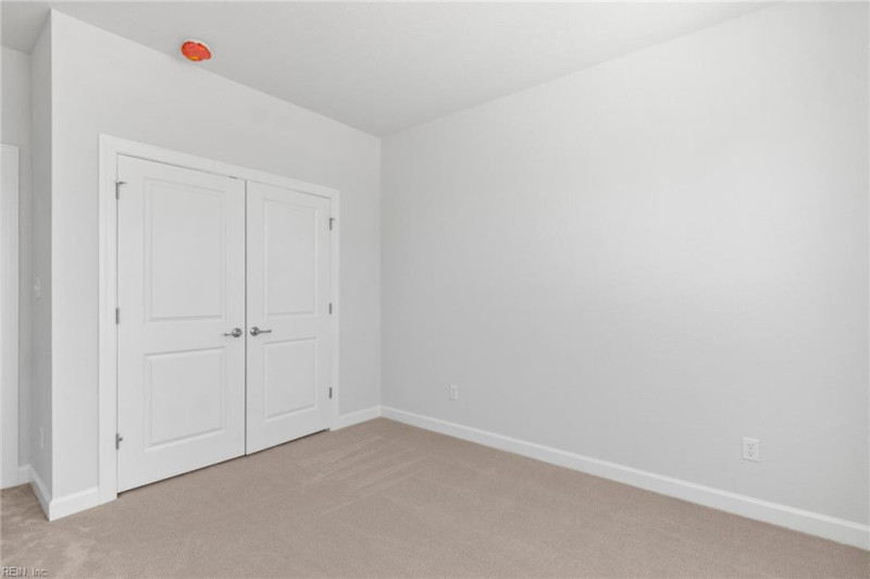 Photo 24 of 46 residential for sale in Chesapeake virginia