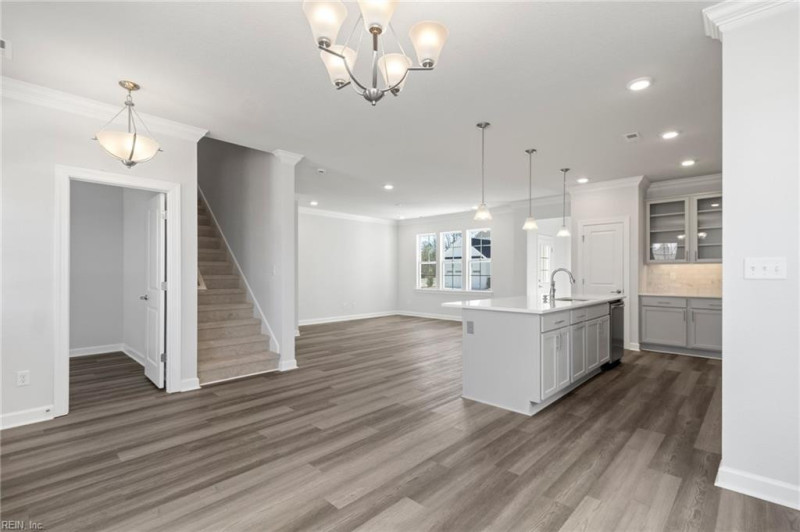 Photo 3 of 46 residential for sale in Chesapeake virginia