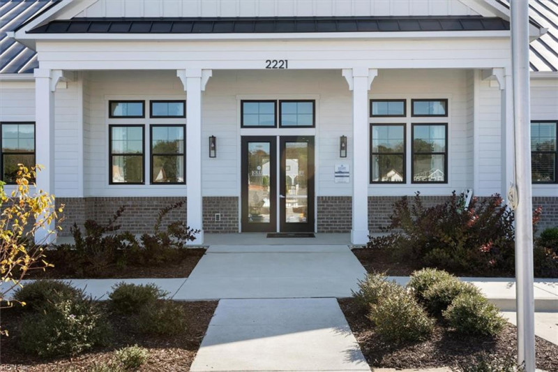Photo 35 of 46 residential for sale in Chesapeake virginia