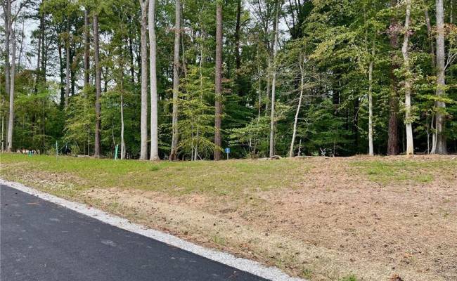 5357 Ridgewood Hills Drive, James City County, VA 23188