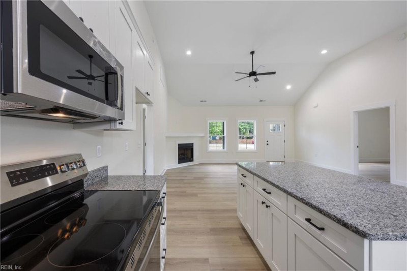 Photo 16 of 42 residential for sale in Pasquotank County virginia