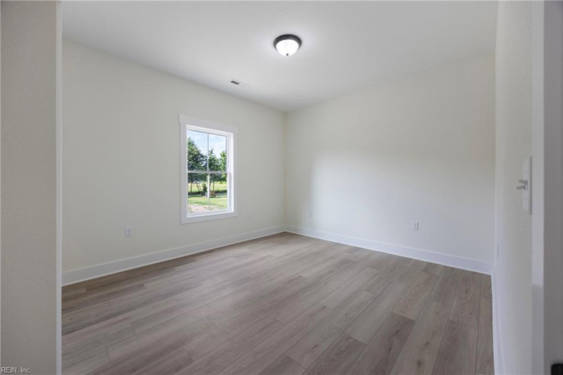 Photo 18 of 42 residential for sale in Pasquotank County virginia