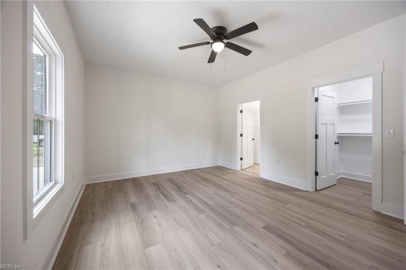 Photo 26 of 42 residential for sale in Pasquotank County virginia