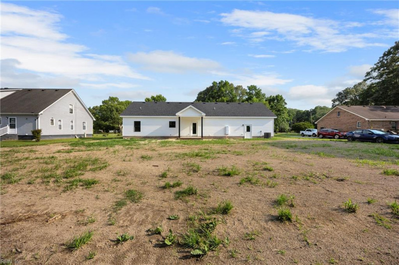 Photo 40 of 42 residential for sale in Pasquotank County virginia