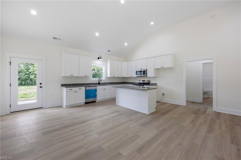 Photo 7 of 42 residential for sale in Pasquotank County virginia