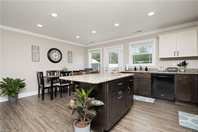 Photo 16 of 50 residential for sale in Currituck County virginia