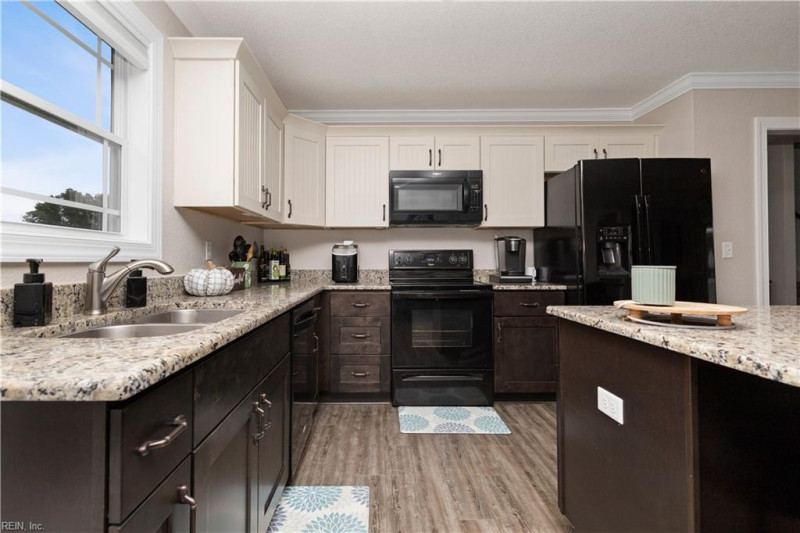 Photo 19 of 50 residential for sale in Currituck County virginia