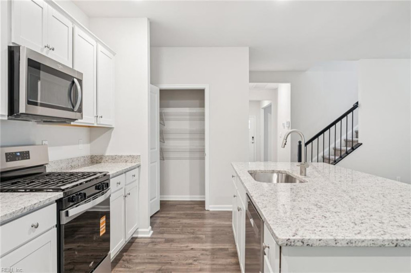 Photo 1 of 33 residential for sale in Gloucester County virginia