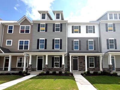 property image for 2022 Stanford Lane NEWPORT NEWS VA 23608