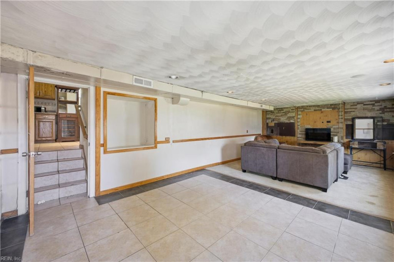 Photo 16 of 28 residential for sale in Norfolk virginia