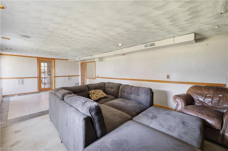 Photo 18 of 28 residential for sale in Norfolk virginia