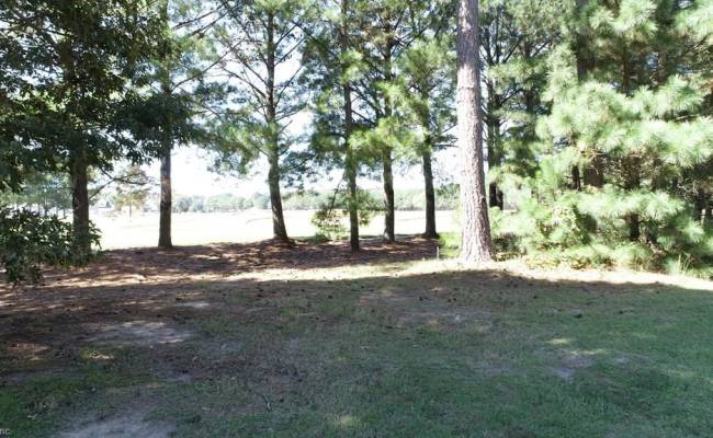 211 Blue Heaven Road, Northampton County, VA 23310