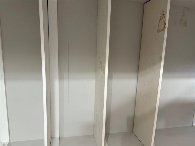 Photo 6 of 29 residential for sale in Portsmouth virginia