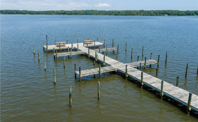 8 Riverwatch Drive, Gloucester County, VA 23061