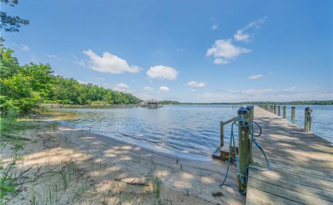 8 Riverwatch Drive, Gloucester County, VA 23061