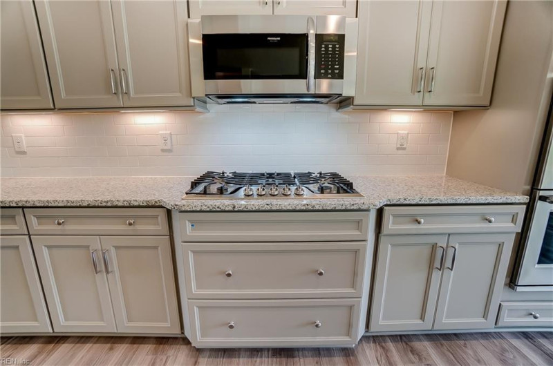 Photo 17 of 33 residential for sale in Suffolk virginia