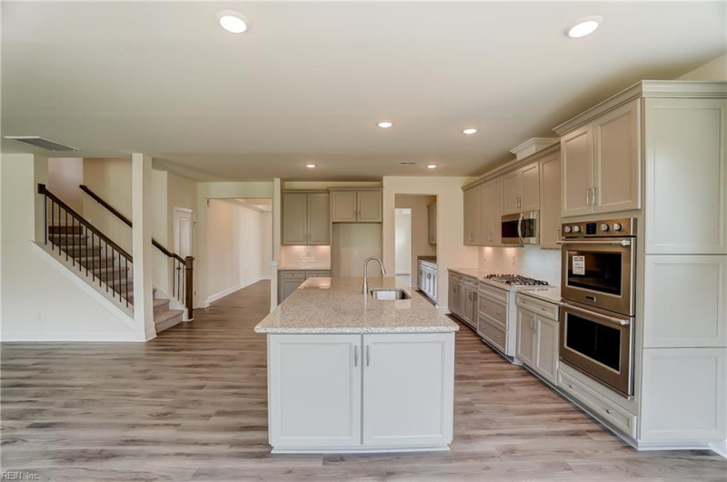 Photo 19 of 33 residential for sale in Suffolk virginia