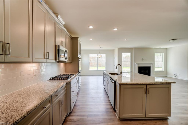 Photo 20 of 33 residential for sale in Suffolk virginia
