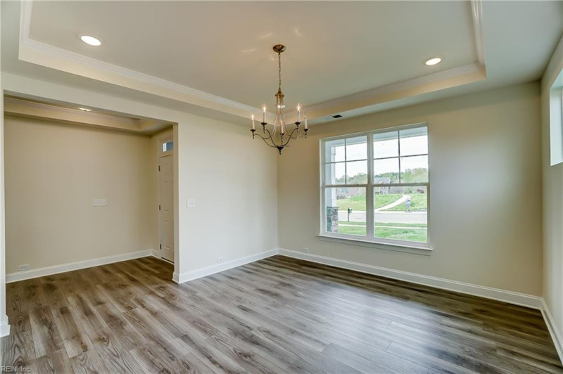 Photo 7 of 33 residential for sale in Suffolk virginia
