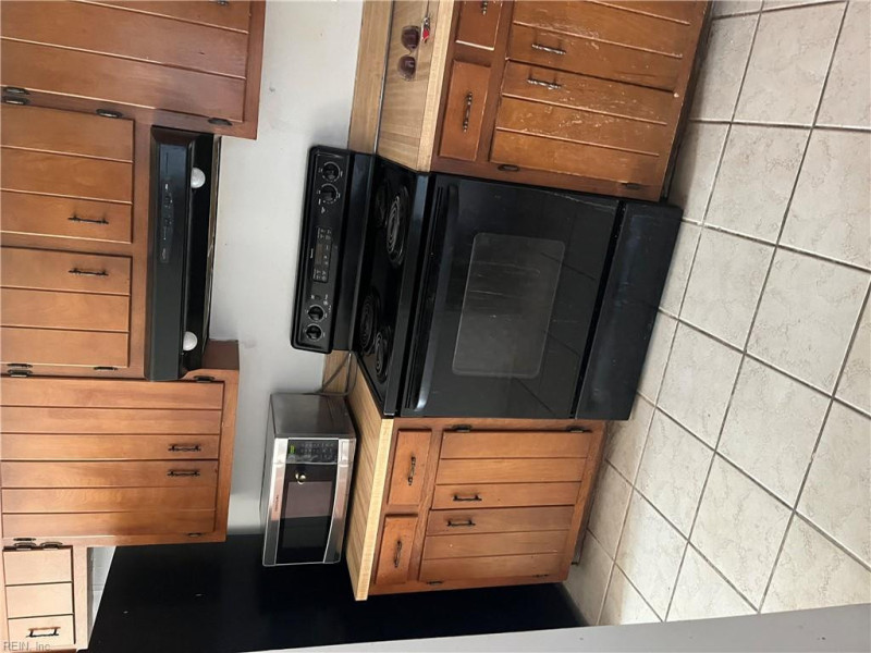 Photo 3 of 10 residential for sale in Hampton virginia Photo 3 of 10 residential for sale in Hampton virginia