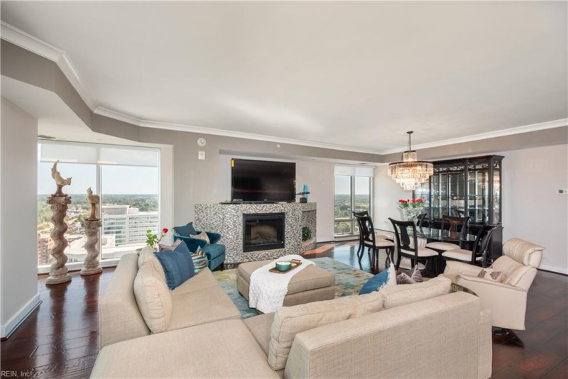 Photo 13 of 40 residential for sale in Virginia Beach virginia