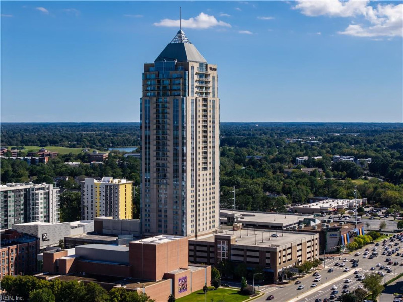 Photo 2 of 40 residential for sale in Virginia Beach virginia