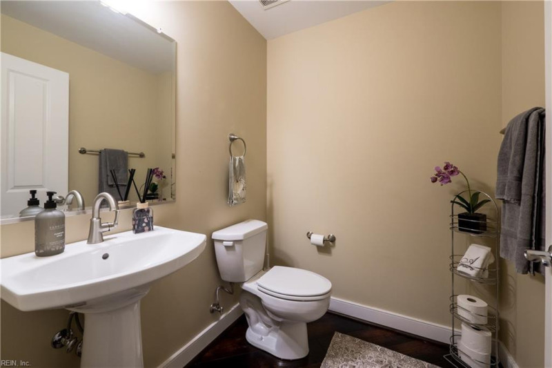 Photo 31 of 40 residential for sale in Virginia Beach virginia