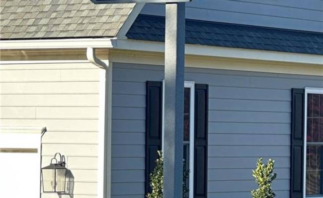 208 Monifieth , James City County, VA 23188