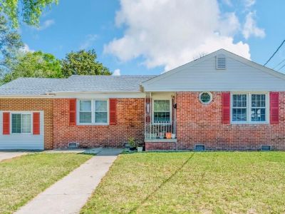 property image for 24 Saint Albans Drive HAMPTON VA 23669